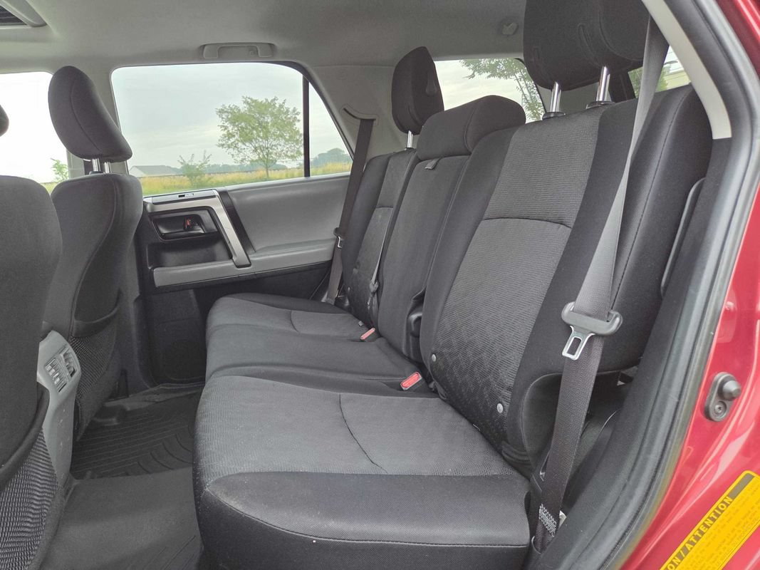 Used 2011 Toyota 4Runner Trail AWD/4WD image 11