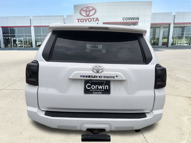 Used 2015 Toyota 4Runner SR5 Premium AWD/4WD image 8