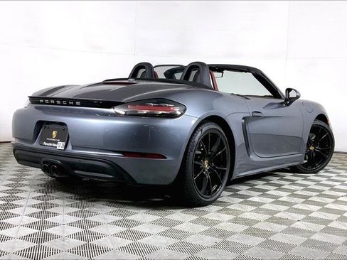 Used 2025 Porsche 718 Boxster image 9