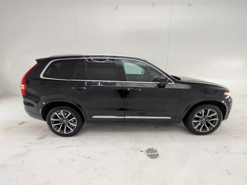 Used 2017 Volvo XC90 T6 Inscription w/ Vision Package image 4