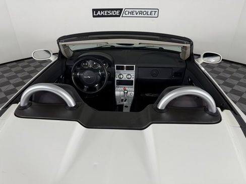 Used 2005 Chrysler Crossfire Limited image 17