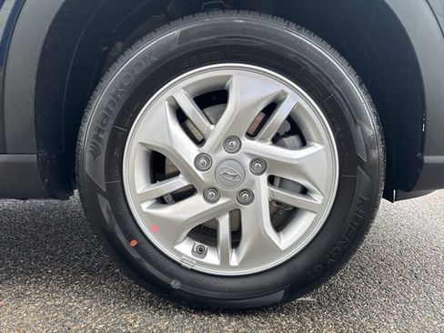 Used 2026 Hyundai Venue SE image 50