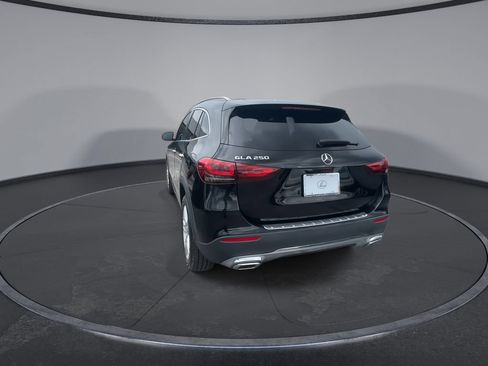 Used 2023 Mercedes-Benz GLA 250 image 7