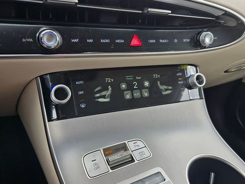 New 2026 Genesis GV70 2.5T Select AWD/4WD image 8