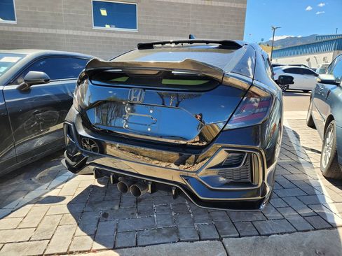 Used 2021 Honda Civic Sport Touring image 10