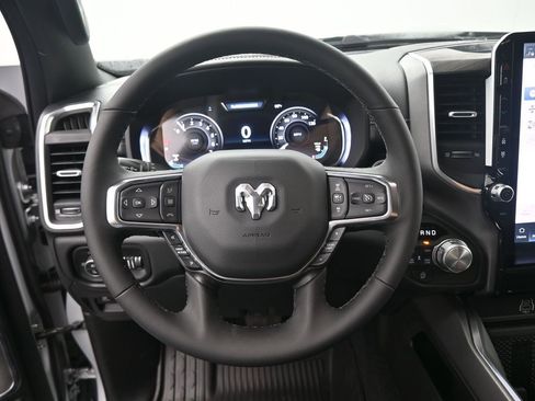 New 2026 RAM 1500 Laramie AWD/4WD image 23