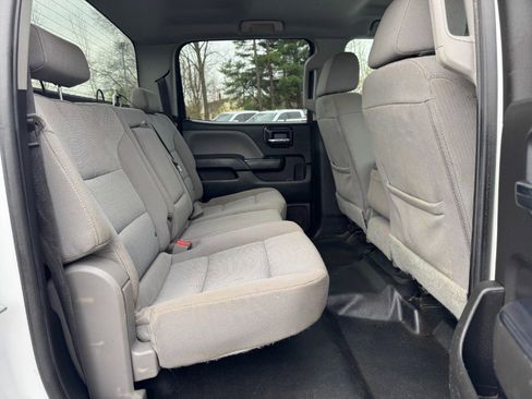 Used 2019 GMC Sierra 2500 4x4 Crew Cab w/ Sierra Convenience Package image 17