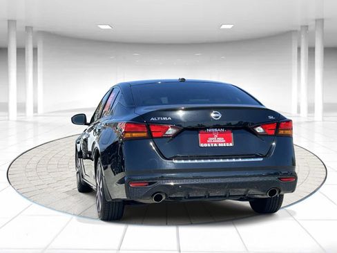 Used 2021 Nissan Altima 2.5 SL image 3