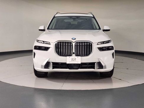 Used 2025 BMW X7 xDrive40i AWD/4WD image 15