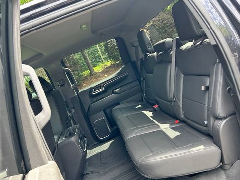 Used 2023 GMC Sierra 1500 SLT w/ SLT Premium Package AWD/4WD image 47