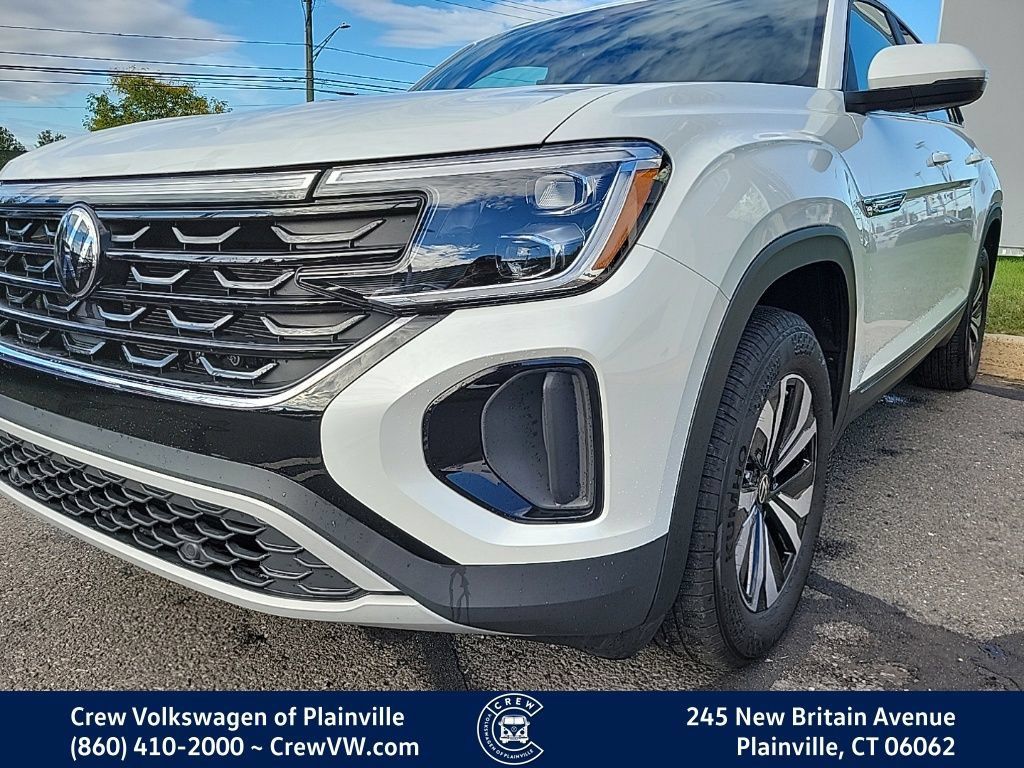 Certified 2026 Volkswagen Atlas Cross Sport SE AWD/4WD image 24