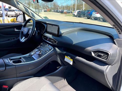 Used 2023 Hyundai Santa Fe SEL image 14