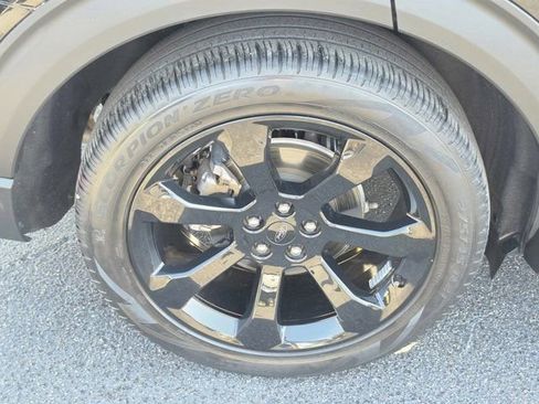 Certified 2022 Ford Explorer ST-Line w/ Class IV Trailer Tow Package RWD image 7