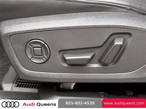 Certified 2025 Audi Q3 2.0T Premium Plus w/ Premium Plus Package image 22
