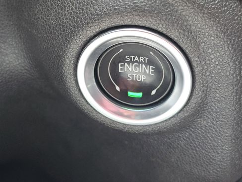 Used 2021 GMC Sierra 1500 AT4 image 16