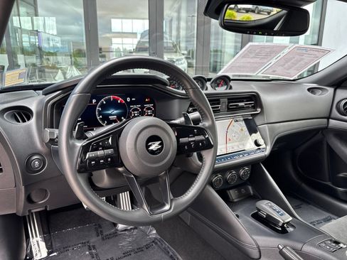 Used 2024 Nissan Z Performance w/ Floor Mat Package RWD image 17