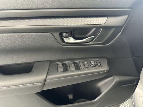 Used 2026 Honda CR-V LX image 13