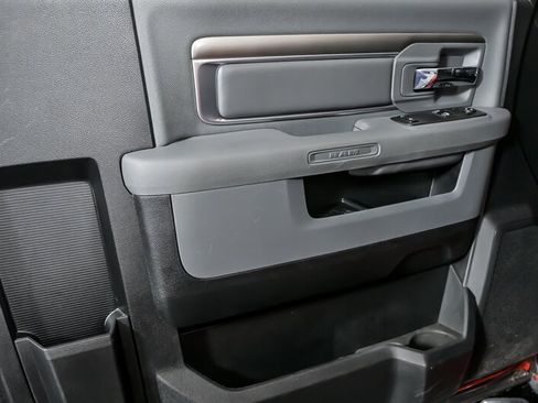 Used 2013 RAM 1500 Express image 17