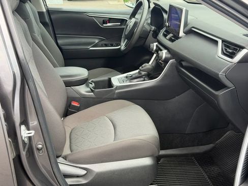 Used 2024 Toyota RAV4 XLE w/ Convenience Package AWD/4WD image 21