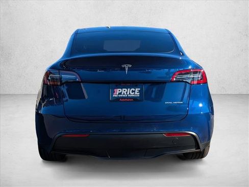 Used 2021 Tesla Model Y Long Range image 7