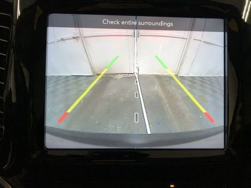 Used 2020 Jeep Cherokee Limited w/ Advanced Safety Group AWD/4WD image 22
