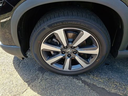 Certified 2023 Honda Pilot Touring image 28