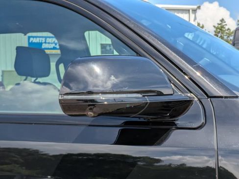 Used 2024 Jeep Grand Wagoneer Series II Obsidian w/ Quick Order Packagew 28T AWD/4WD image 12