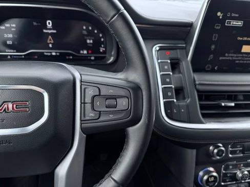 Used 2024 GMC Yukon SLT AWD/4WD image 36
