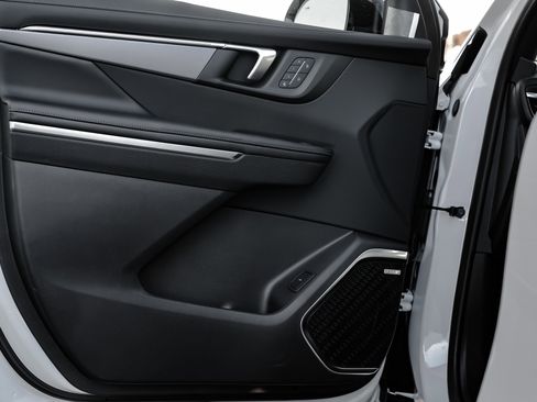 New 2026 Buick Enclave Sport Touring w/ Power Package image 19