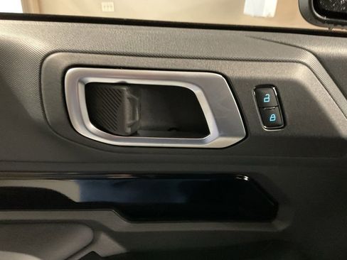 New 2025 Ford Bronco 2-Door AWD/4WD image 9