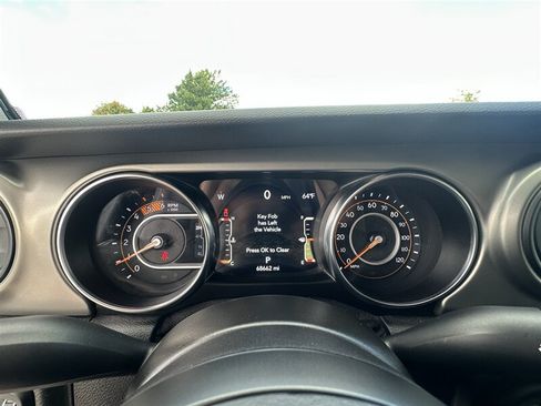 Used 2021 Jeep Gladiator Sport AWD/4WD image 36