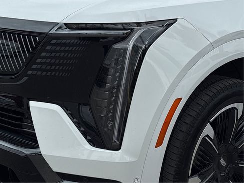 Used 2025 Cadillac Escalade IQ Sport 2 image 16