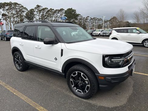 Used 2021 Ford Bronco Sport Outer Banks image 8