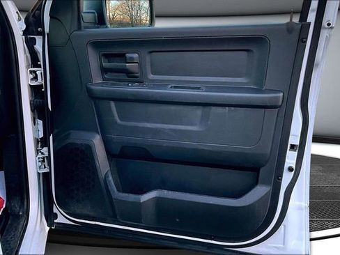 Used 2017 RAM 1500 ST w/ SXT Appearance Group image 26