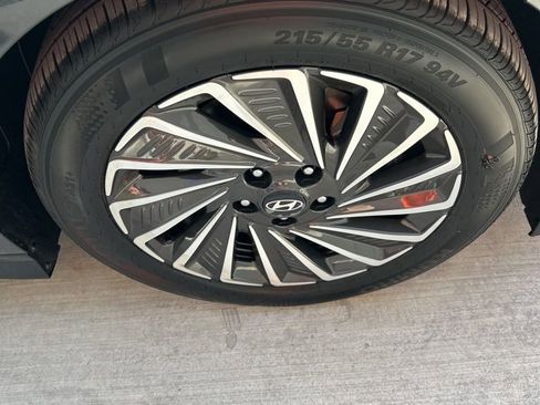 New 2026 Hyundai Sonata Limited image 15