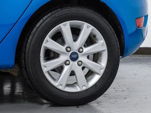 Used 2012 Ford Fiesta SE w/ Moon & Mood Pkg image 54