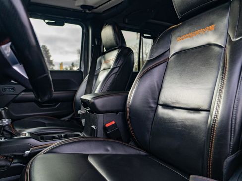 Used 2021 Jeep Gladiator Mojave image 15