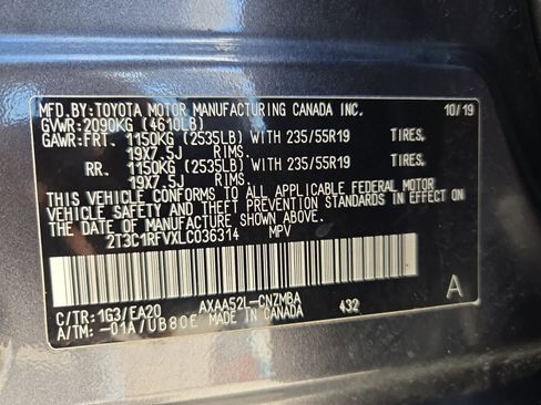 Used 2020 Toyota RAV4 XLE Premium FWD image 35
