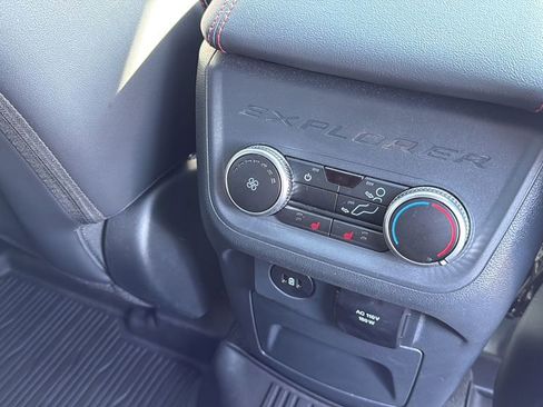 Used 2025 Ford Explorer ST image 19