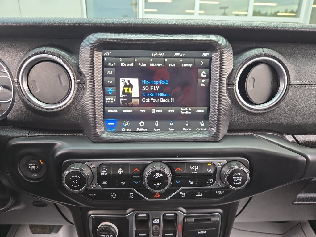 Used 2020 Jeep Gladiator Overland w/ Uconnect 4C Nav & Sound Group AWD/4WD image 22