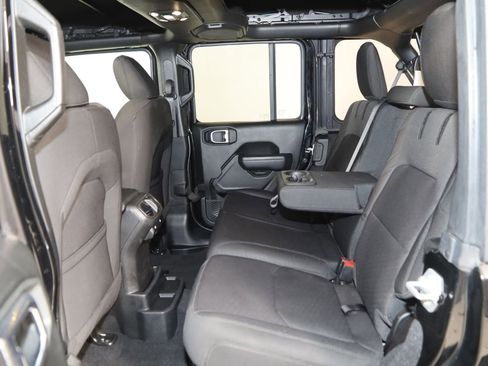 Used 2023 Jeep Wrangler Unlimited w/ Cold Weather Group image 43