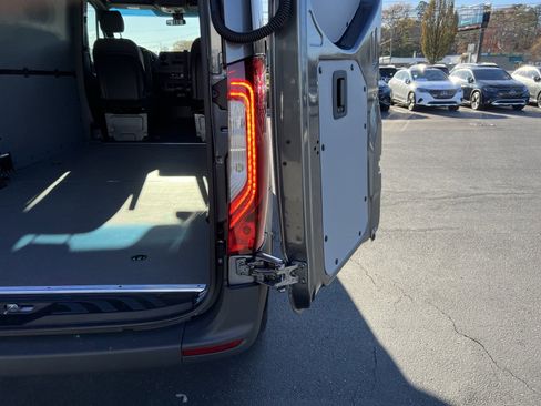 New 2025 Mercedes-Benz Sprinter 2500 image 43