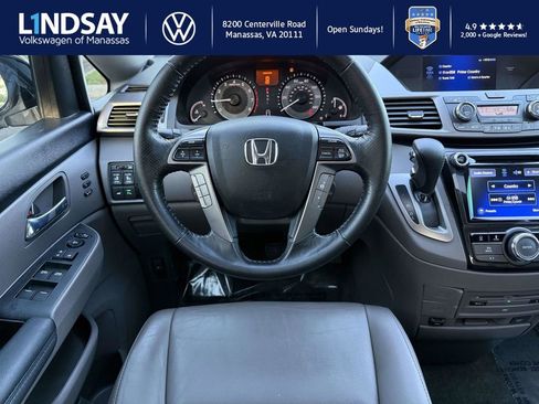 Used 2015 Honda Odyssey Touring image 12