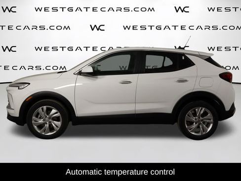 Used 2024 Buick Encore GX Preferred FWD image 5