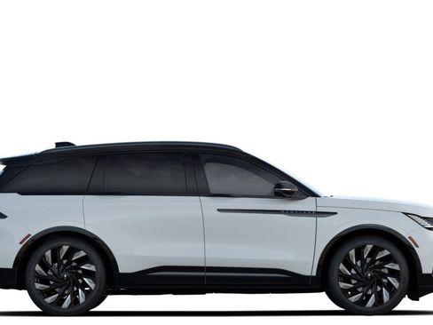 New 2026 Lincoln Nautilus Reserve AWD/4WD image 5