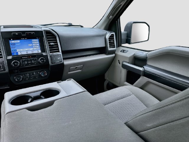 Used 2018 Ford F150 XLT w/ Equipment Group 302A Luxury AWD/4WD image 24