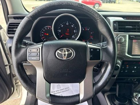 Used 2012 Toyota 4Runner Limited w/ Convenience Pkg AWD/4WD image 10