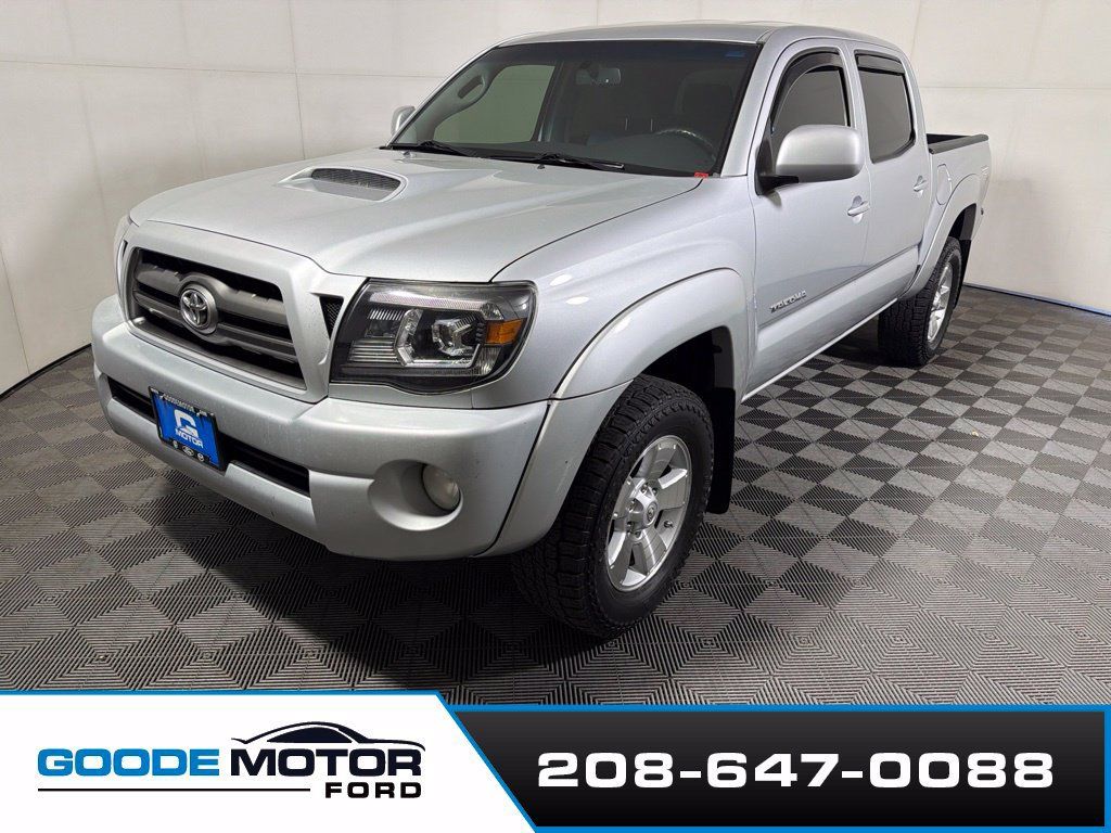 Used 2010 Toyota Tacoma PreRunner RWD image 4