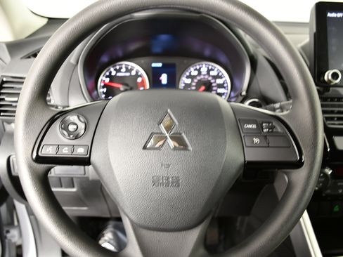 Used 2024 Mitsubishi Eclipse Cross LE image 19