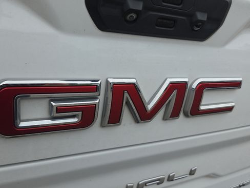 Used 2022 GMC Sierra 1500 Denali w/ Denali Reserve Package AWD/4WD image 32